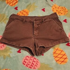 Abercrombie & Fitch Olive shorts size 27